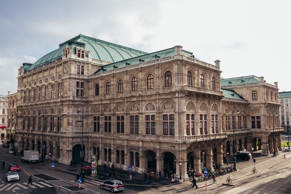 AUSTRIA – Feel the Spark!